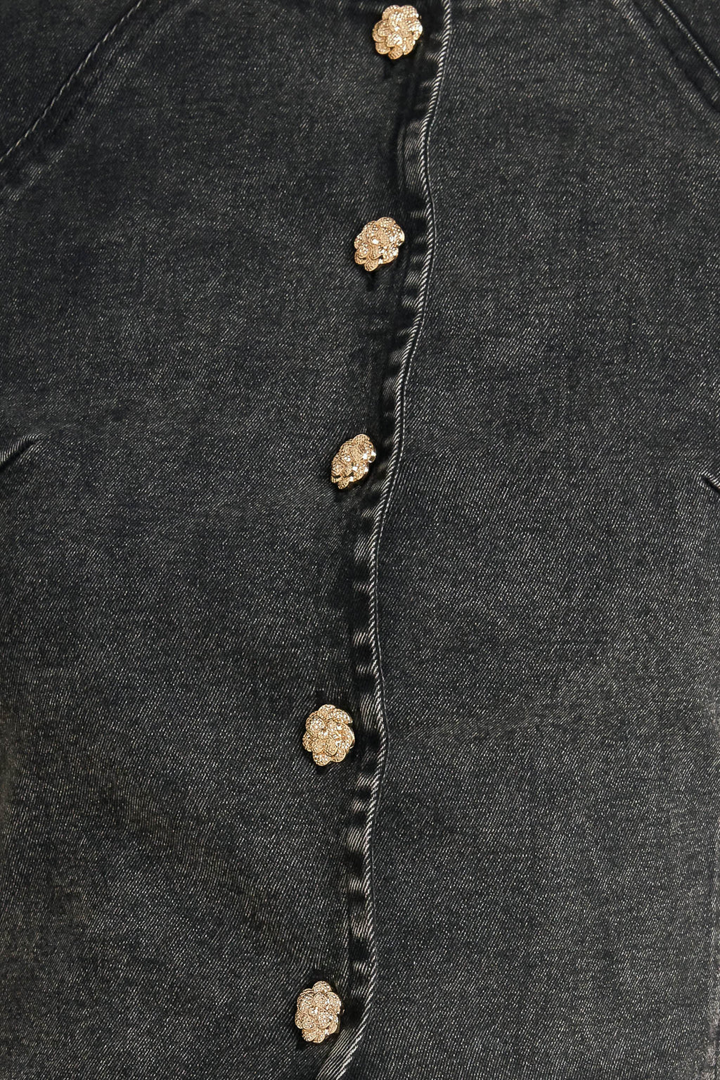 ELEGANT EVERYDAY LOOK DENIM JACKET