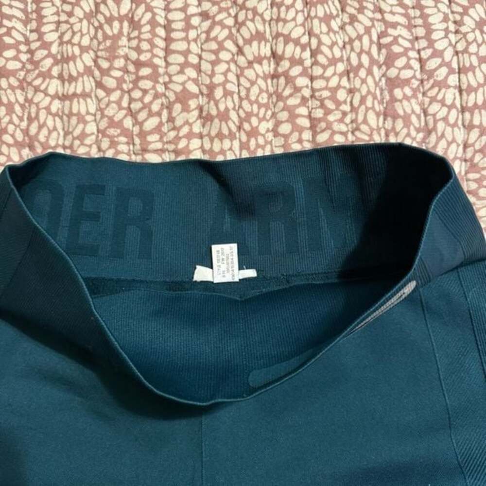 Under Armour Green Leggings Smooth Fabric Full-Length