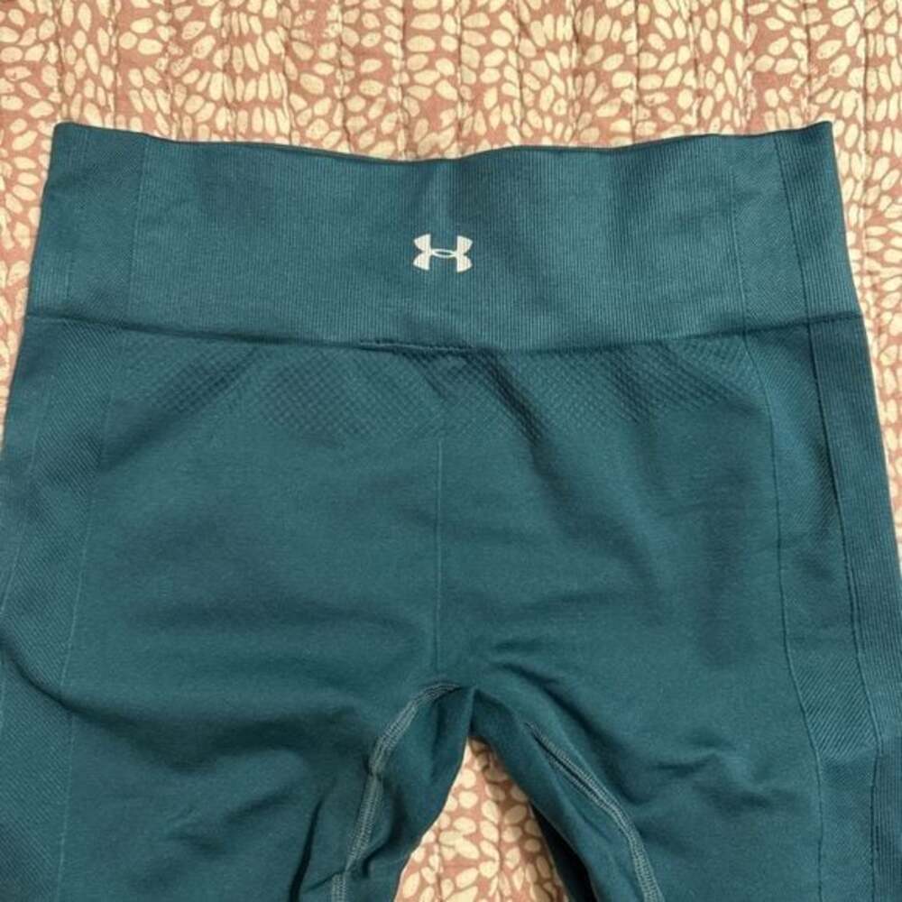 Under Armour Green Leggings Smooth Fabric Full-Length