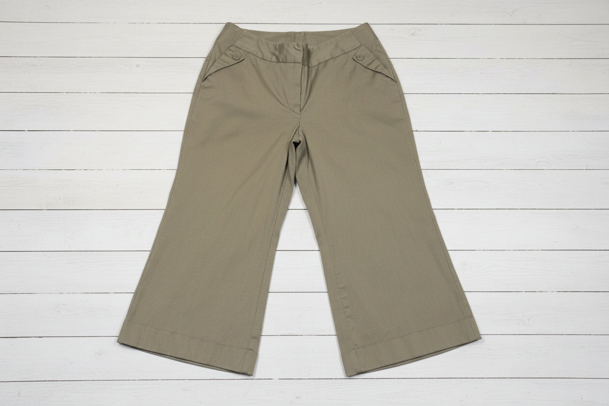 Worthington Tan Capris