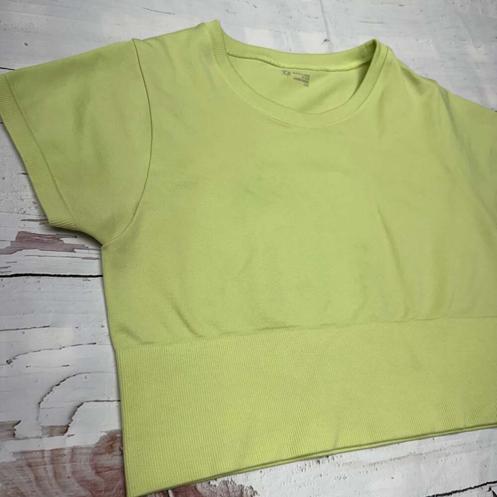 OFFLINE By Aerie Sidewalk Seamless Cropped T-Shirt Neon Lime Size L