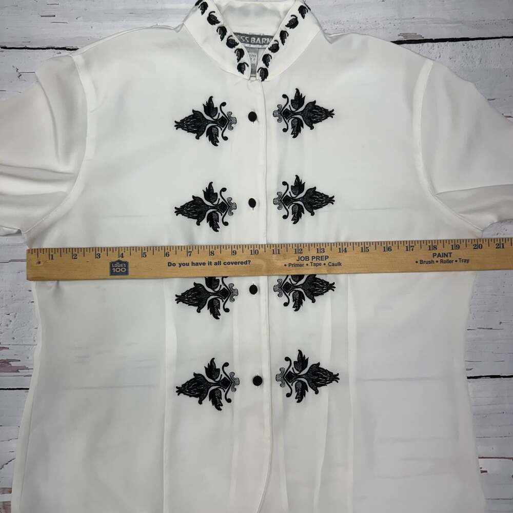 Dress Barn Vintage Ivory Mandarian Top Blouse with Black Fleur De Lis Embroidery