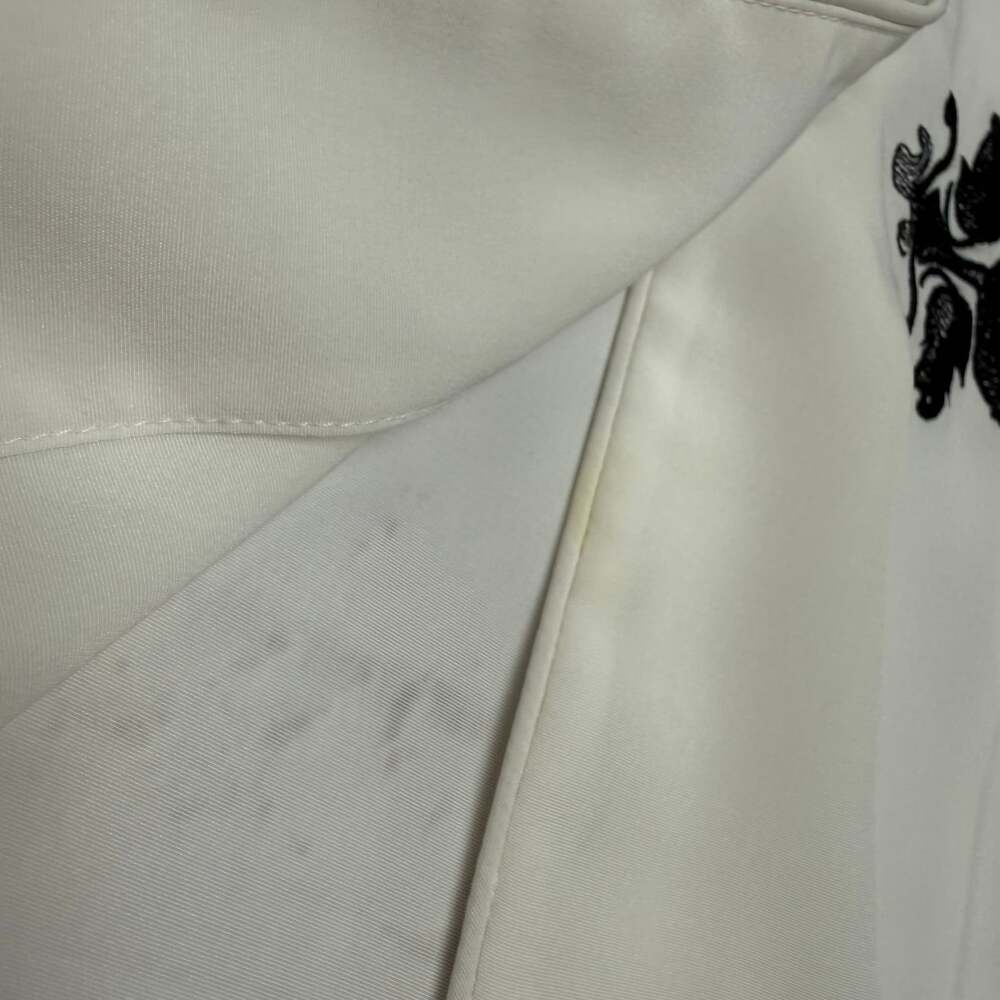 Dress Barn Vintage Ivory Mandarian Top Blouse with Black Fleur De Lis Embroidery