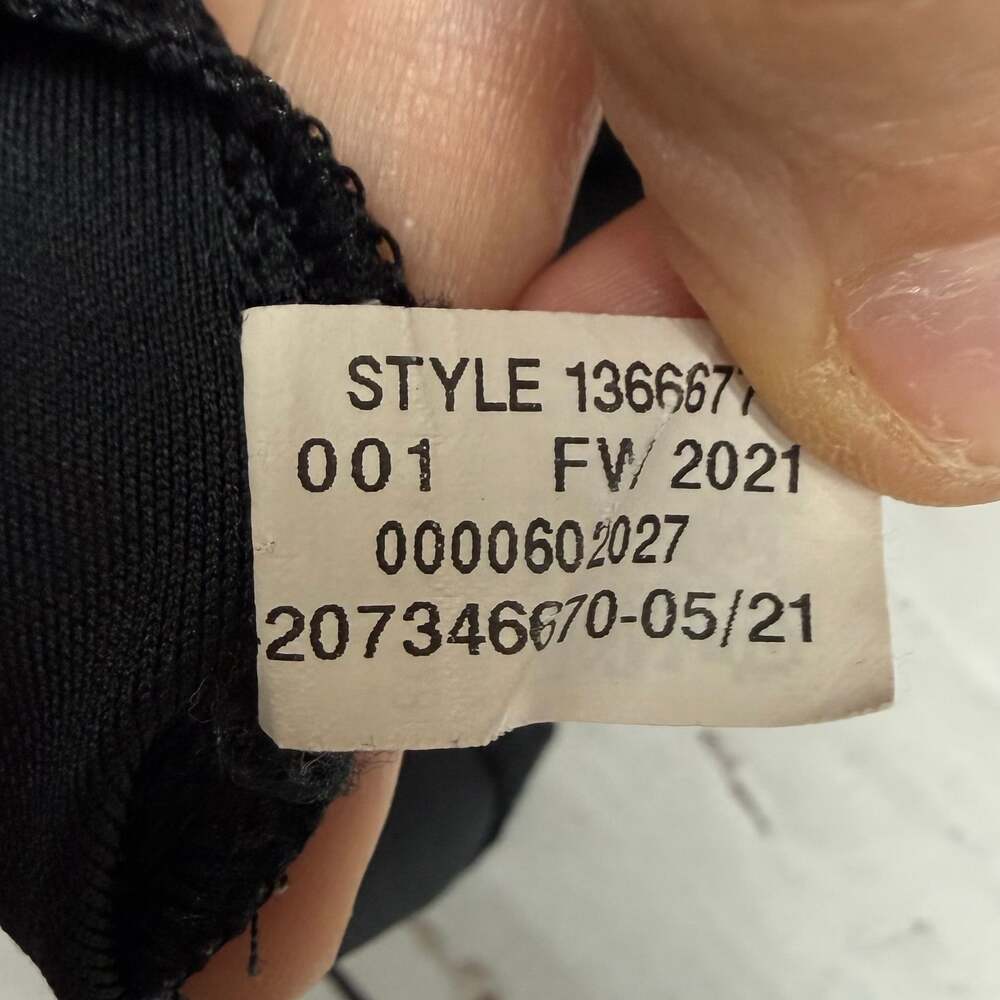 Under Armour Youth Boys Loose Fit Performance Golf Polo Shirt Black Red Stripe